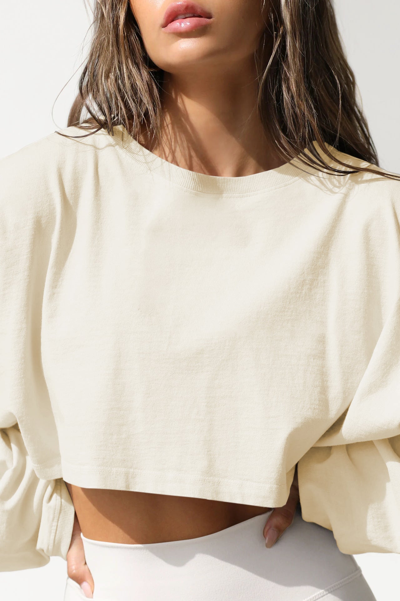 Cropped Sweatshirt - Notorious (Bianco Panna)