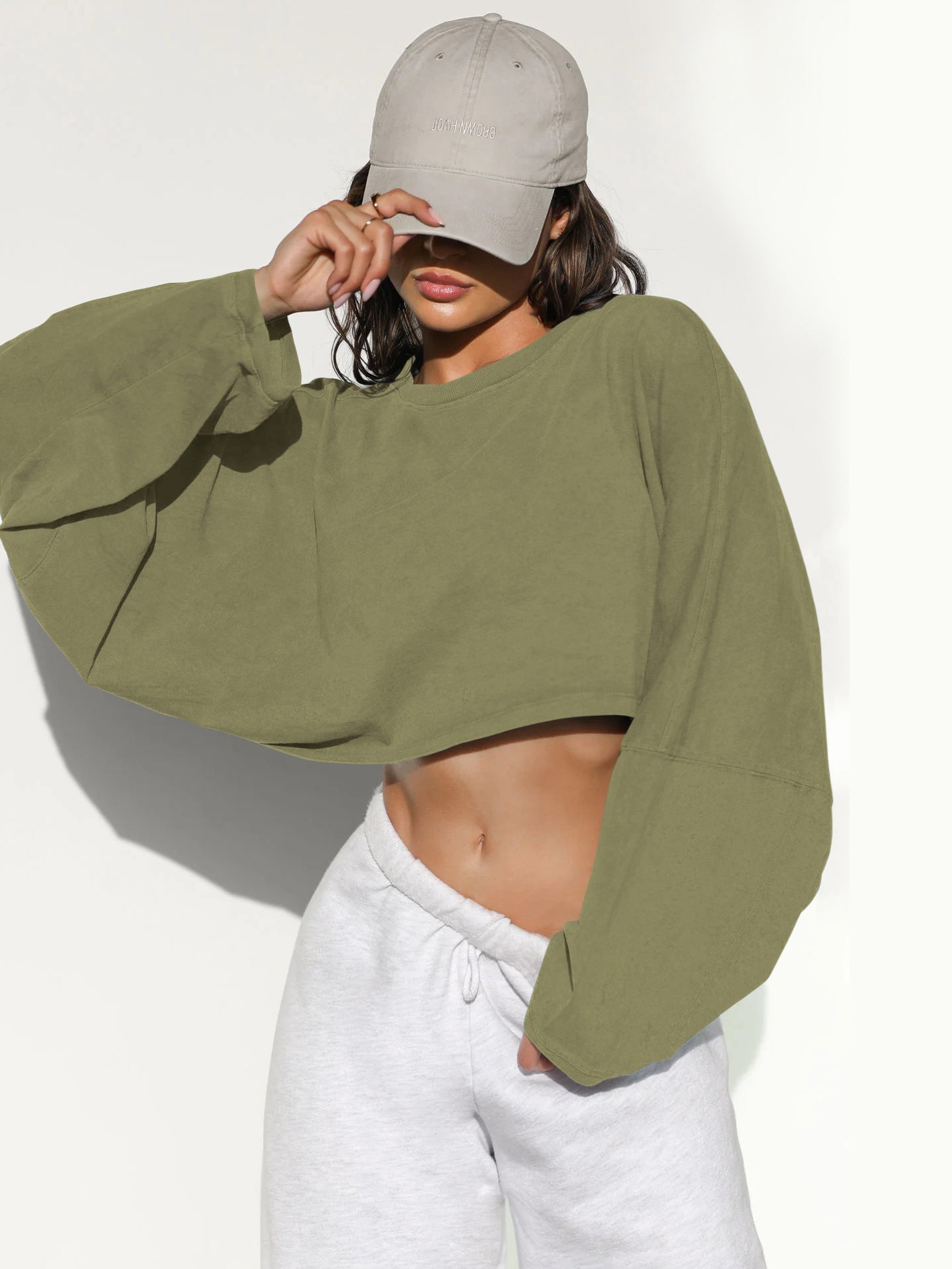 Cropped Sweatshirt - Notorious (Verde Oliva)