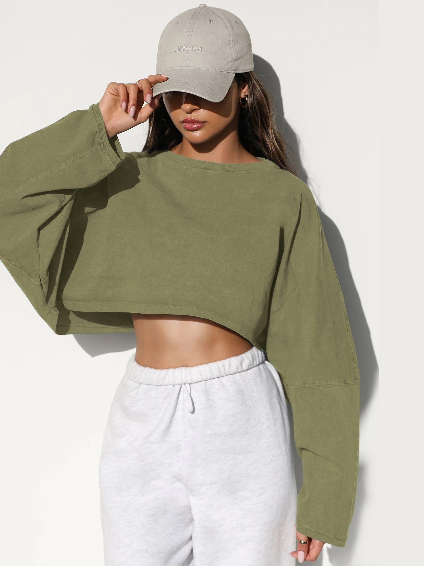 Cropped Sweatshirt - Notorious (Verde Oliva)